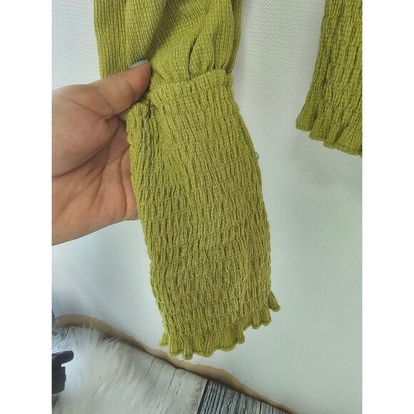 Anthropologie smocked puff sleeve leaf green Top size Small - Picture 6 of 10
